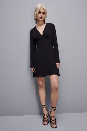 Patrizia Pepe Essential Viscose Crepe Dress Schwarz | 039815-TFH