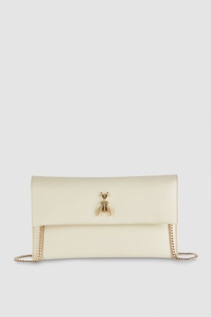Patrizia Pepe Fly Leather Clutch Bag With Chain Beige | 651327-GCD