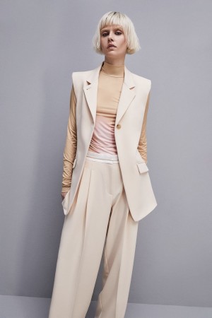 Patrizia Pepe One-button Sleeveless Vest Beige | 827495-YTH